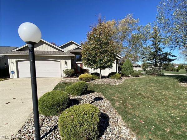 33110 Wren Haven Circle , North Ridgeville, OH 44039