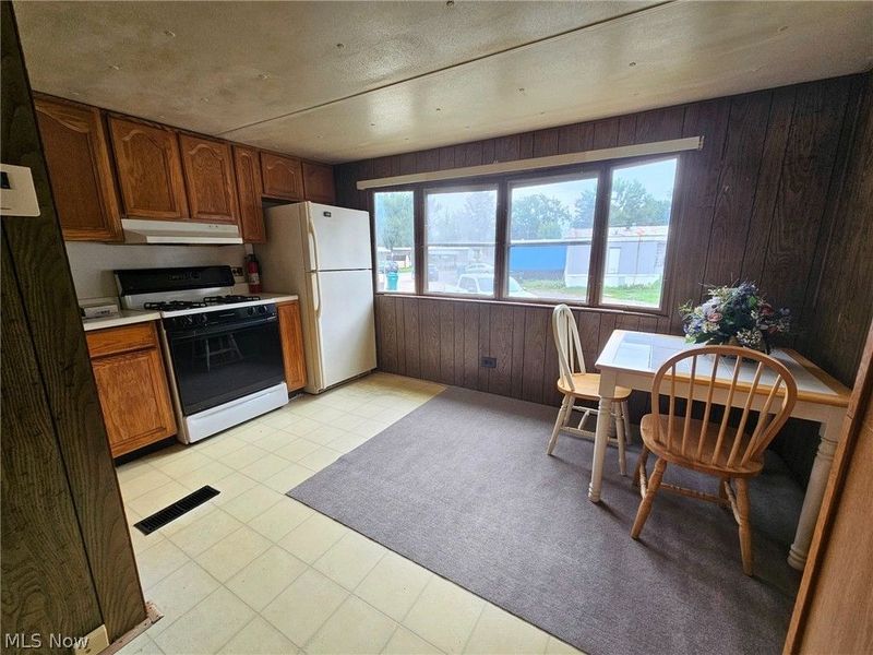 9329 Infirmary Road, Unit C35, Mantua, OH 44255 Photo 3