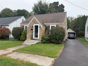 10 Dexter Avenue , Whitesboro, NY 13492