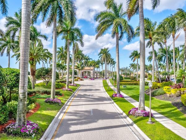 7453 Granville Avenue, Boynton Beach, FL 33437