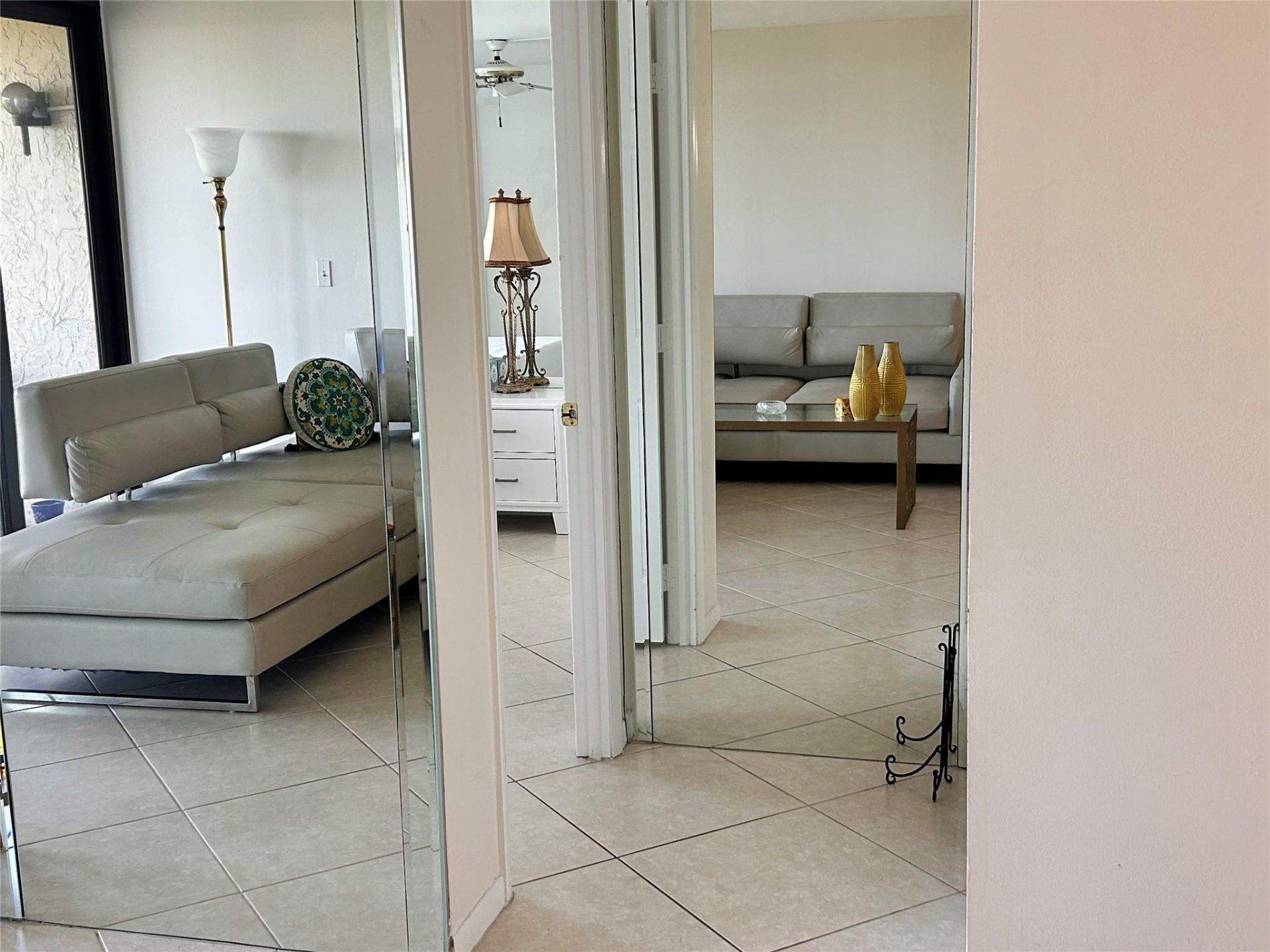 14 Royal Palm Way, Unit 605, Boca Raton, FL 33432 Photo