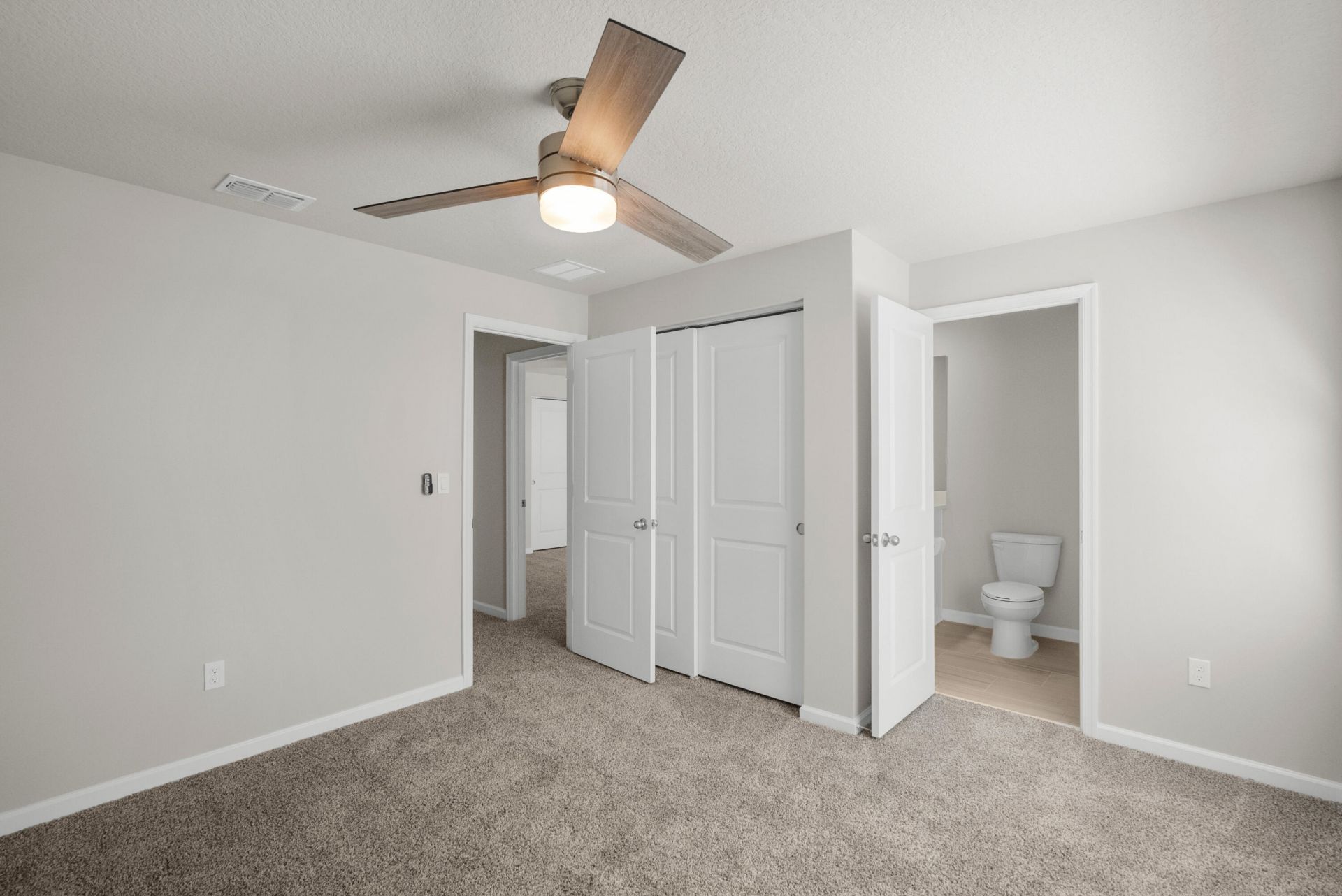 5622 SE Edgewater Circle, Stuart, FL 34997 Photo