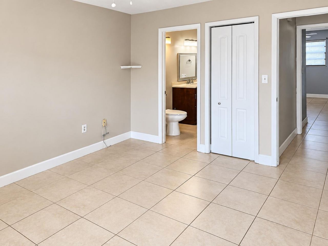 12027 SW 10th Street, Unit 203, Miami, FL 33184 Photo