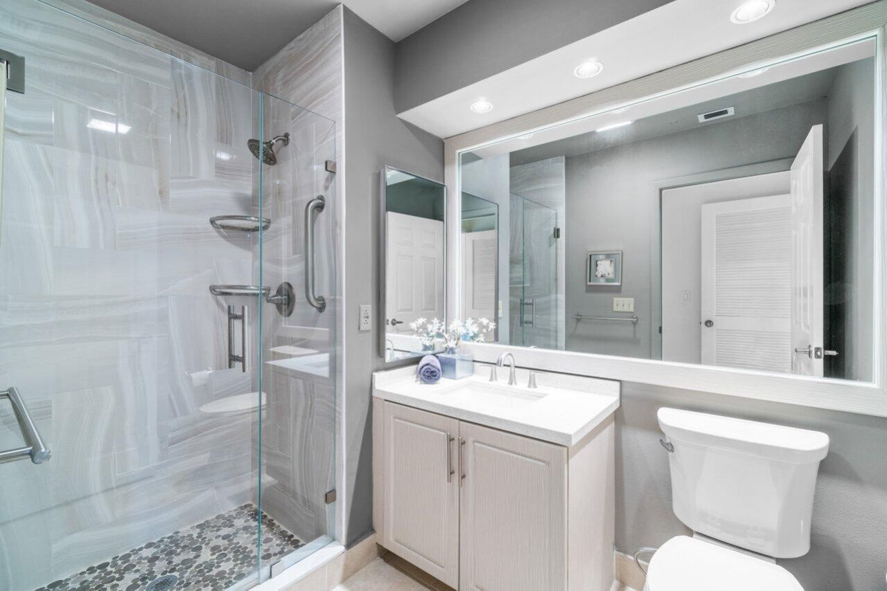 68 Eastgate Drive, Unit D, Boynton Beach, FL 33436 Photo