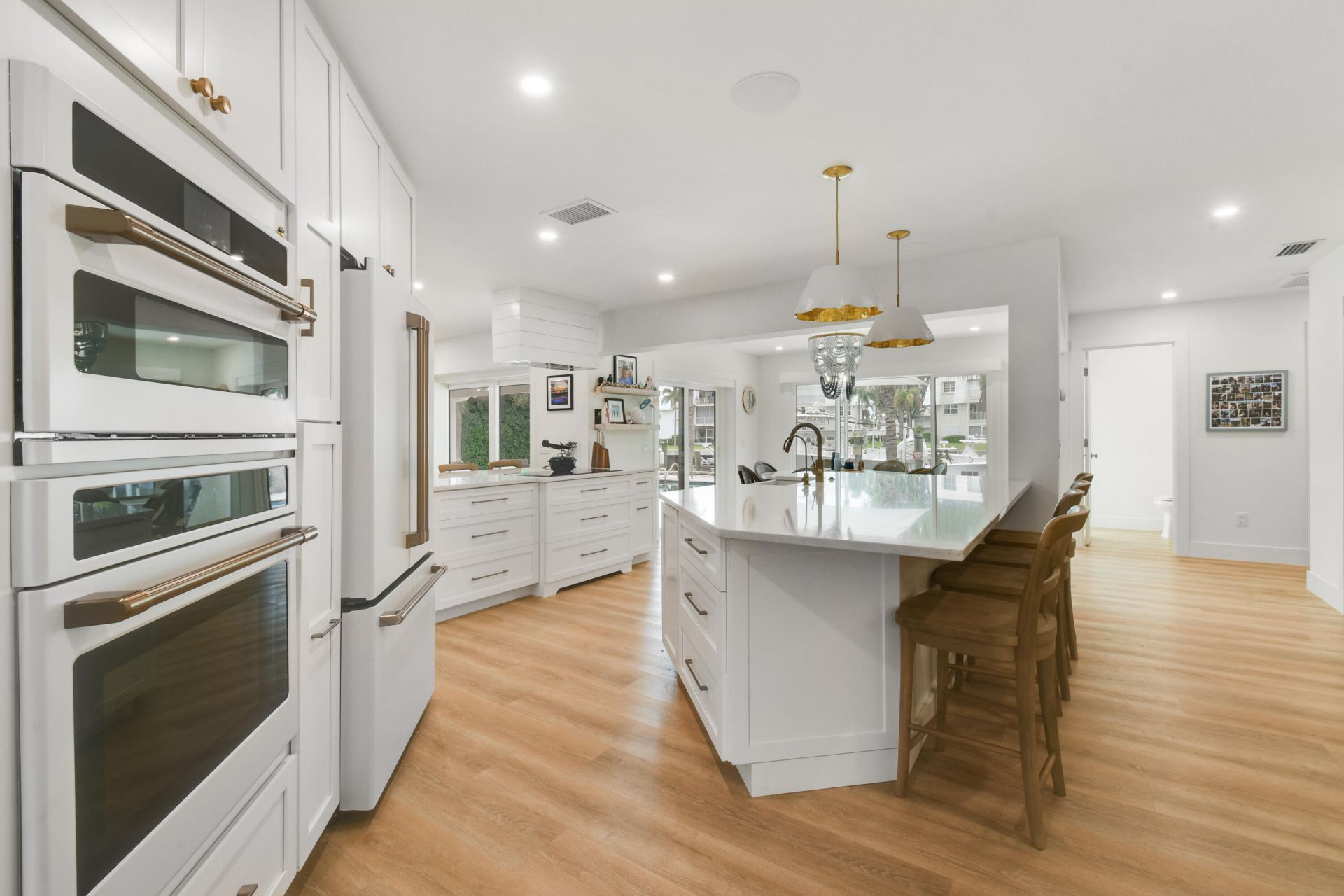 1091 Singer Drive, Singer Island, FL 33404 Photo