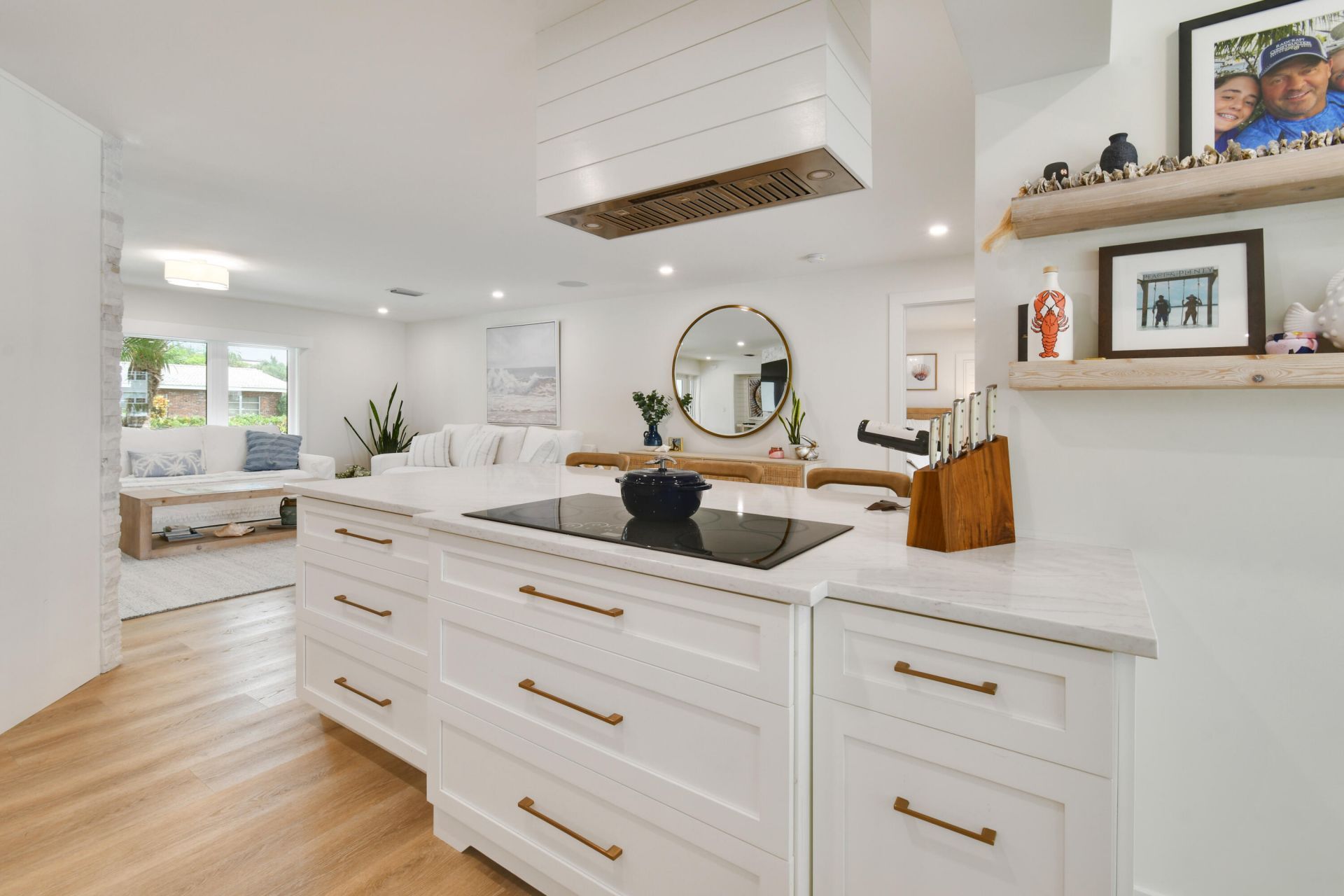 1091 Singer Drive, Singer Island, FL 33404 Photo
