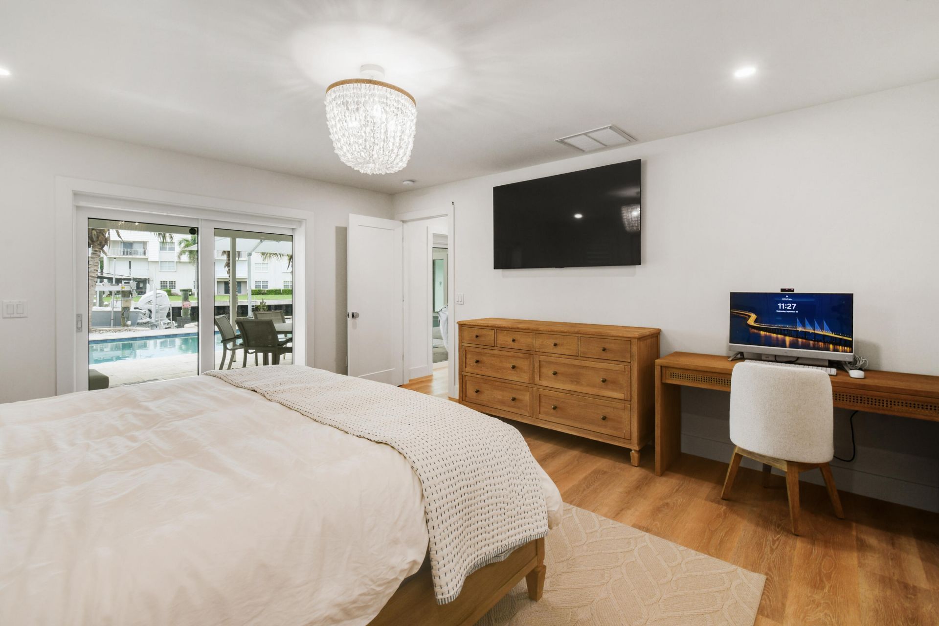 1091 Singer Drive, Singer Island, FL 33404 Photo