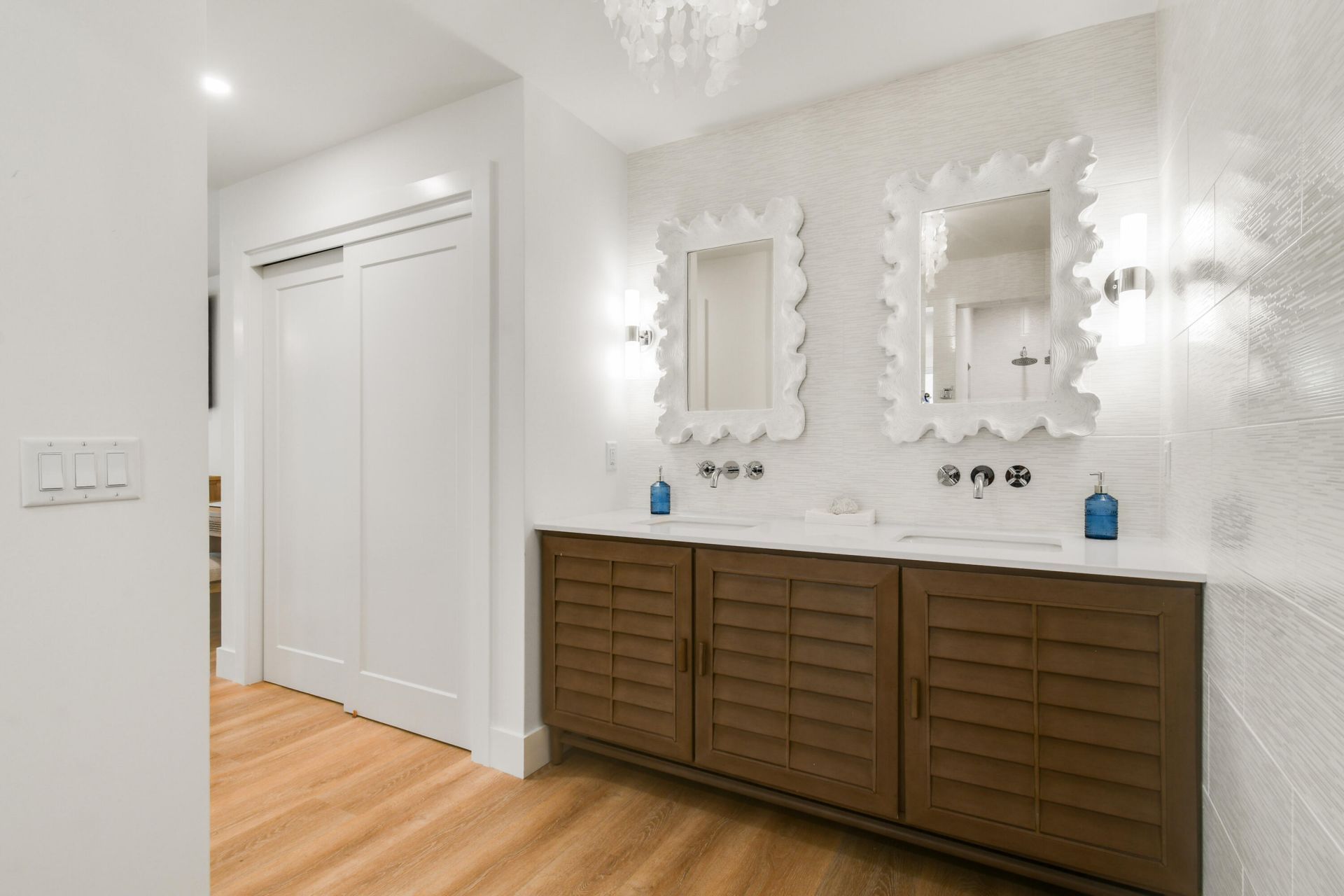 1091 Singer Drive, Singer Island, FL 33404 Photo