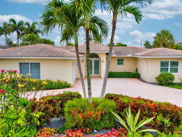 2612 NE 5 Street, Pompano Beach, FL 33062