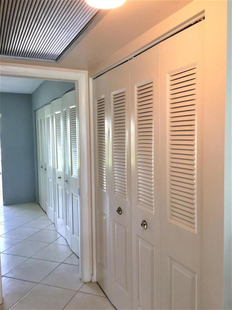 237 Sheffield J, West Palm Beach, FL 33417 Photo