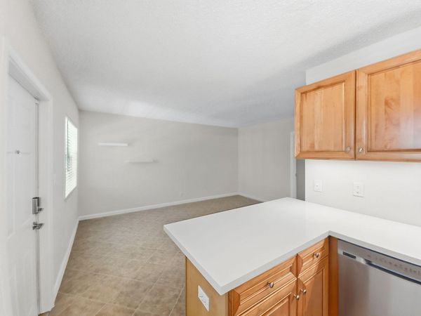 2660 NE 8TH Avenue, Unit 314, Wilton Manors, FL 33334