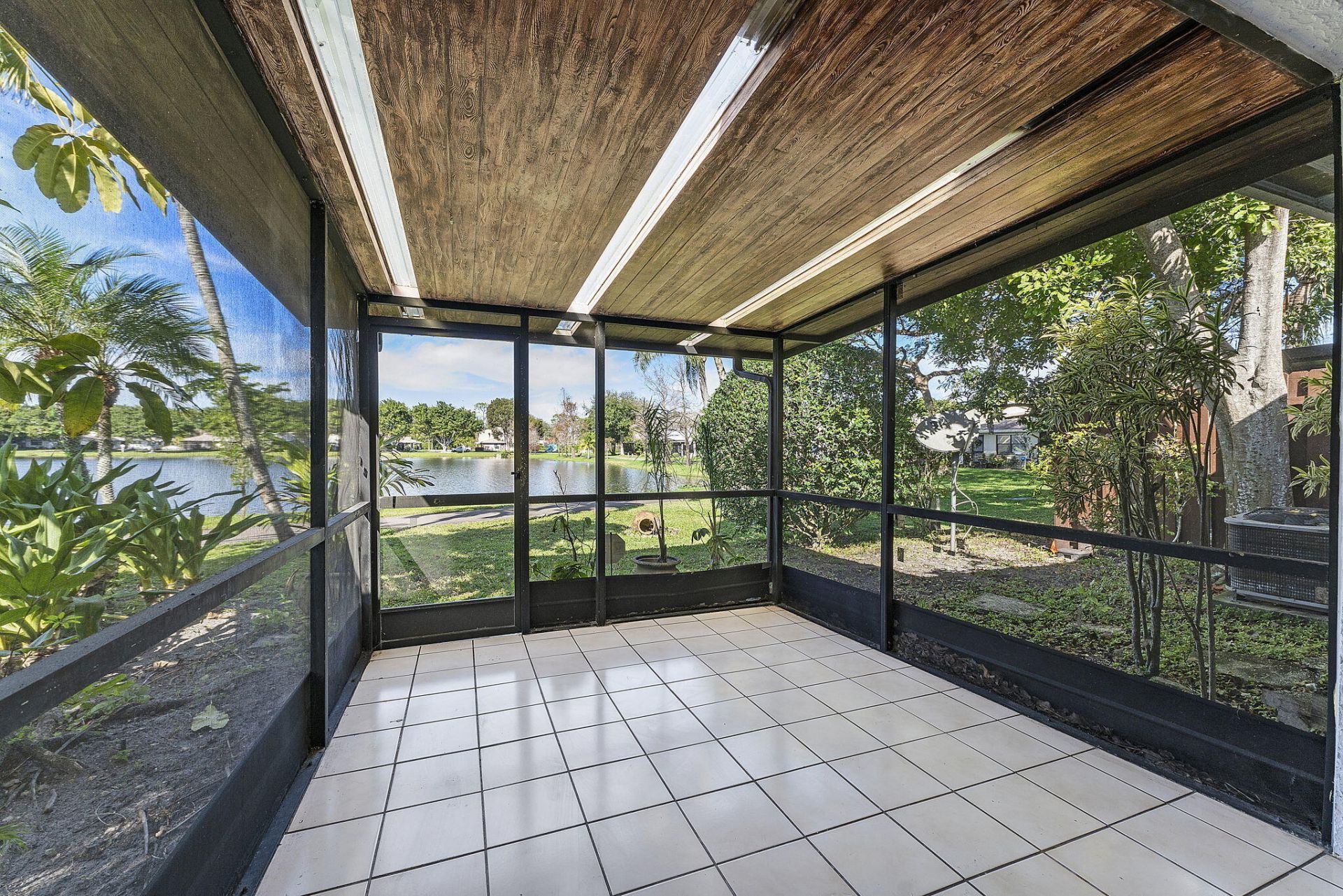 5171 Tennis Lane, Delray Beach, FL 33484 Photo