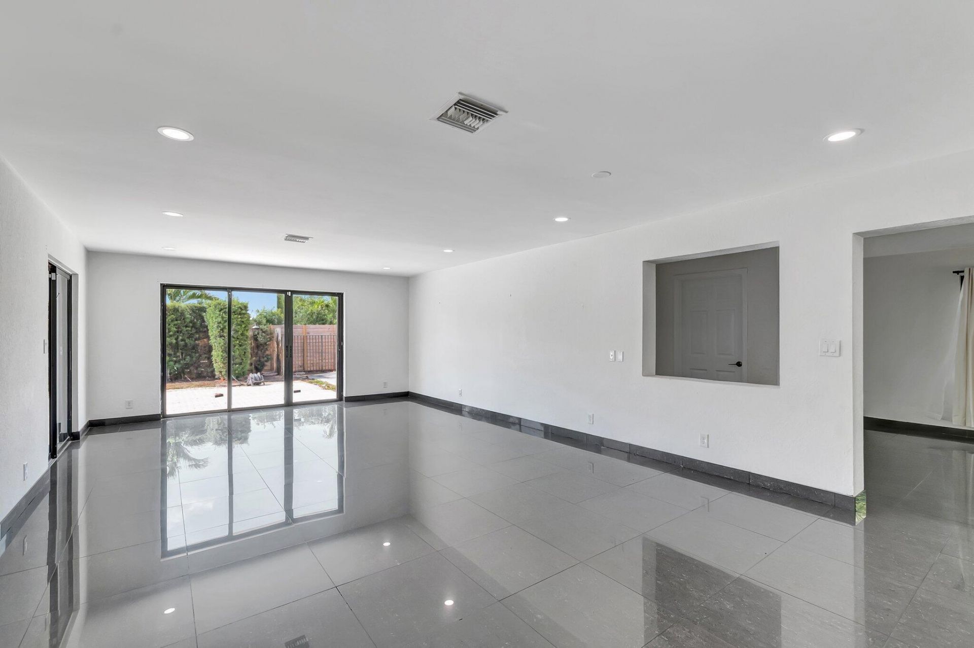 187 Duke Drive, Lake Worth Beach, FL 33460 Photo