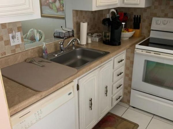 2801 SOMERSET Drive, Unit 302, Lauderdale Lakes, FL 33311