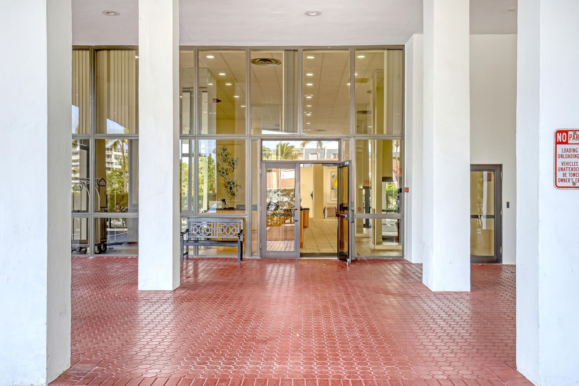 3589 S Ocean Boulevard, Unit 910, South Palm Beach, FL 33480 Photo