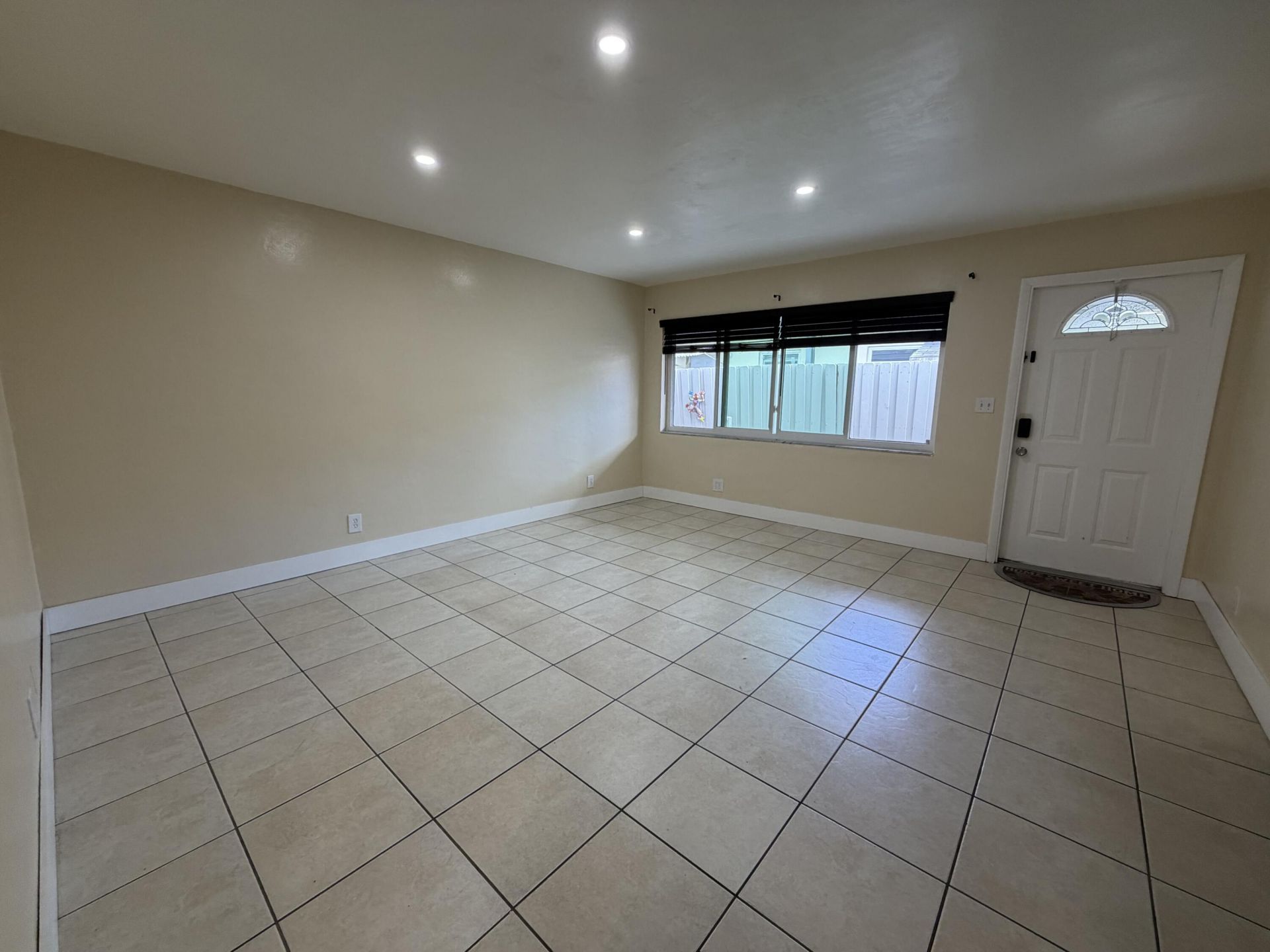 905 SE 15th Street, Unit 2, Fort Lauderdale, FL 33316 Photo
