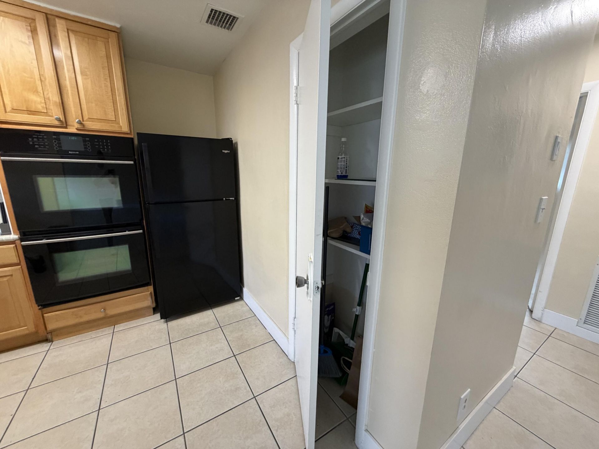 905 SE 15th Street, Unit 2, Fort Lauderdale, FL 33316 Photo