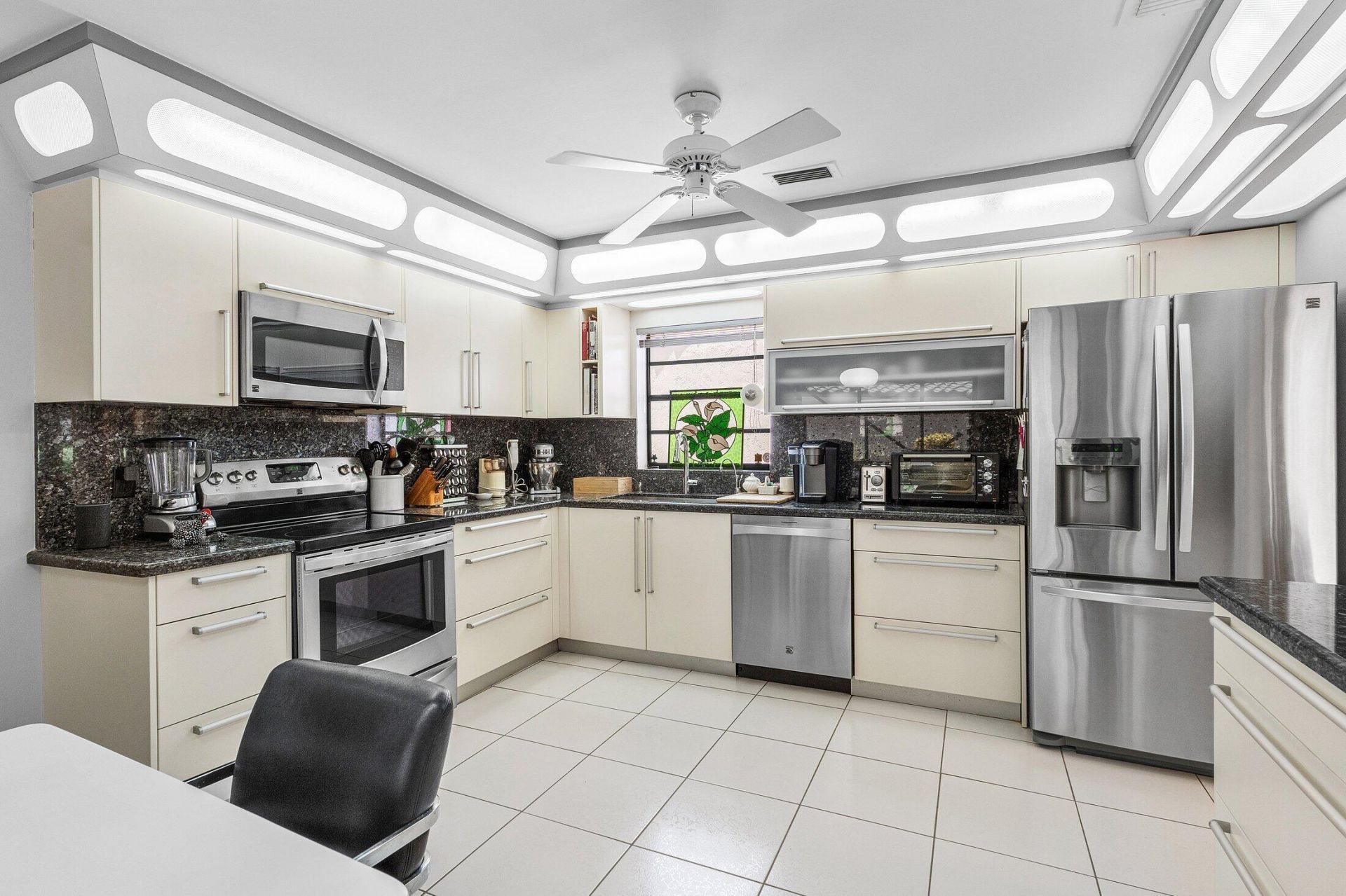 56 Woods Lane, Boynton Beach, FL 33436 Photo