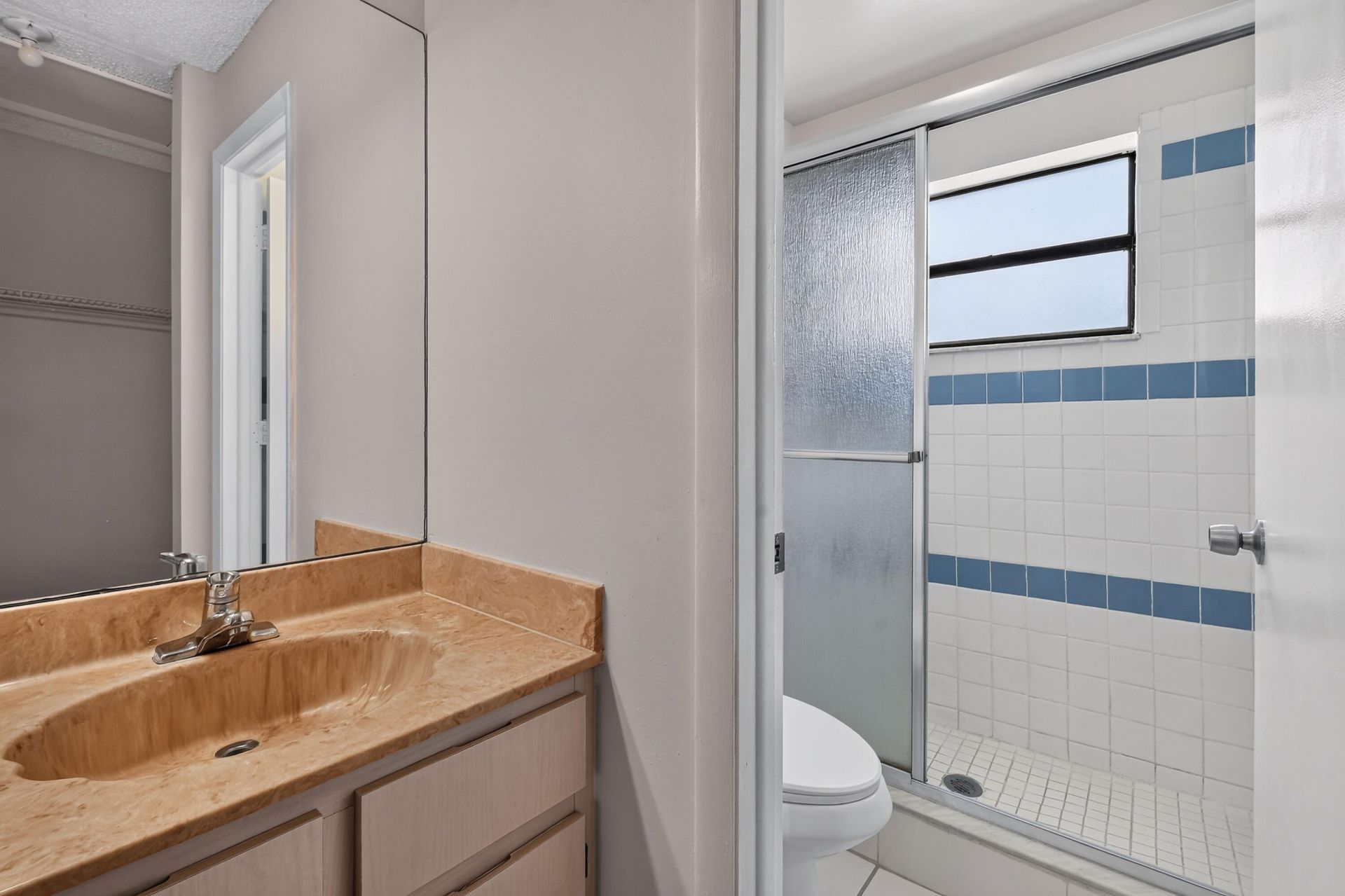 72 Conaskonk Circle, Royal Palm Beach, FL 33411 Photo