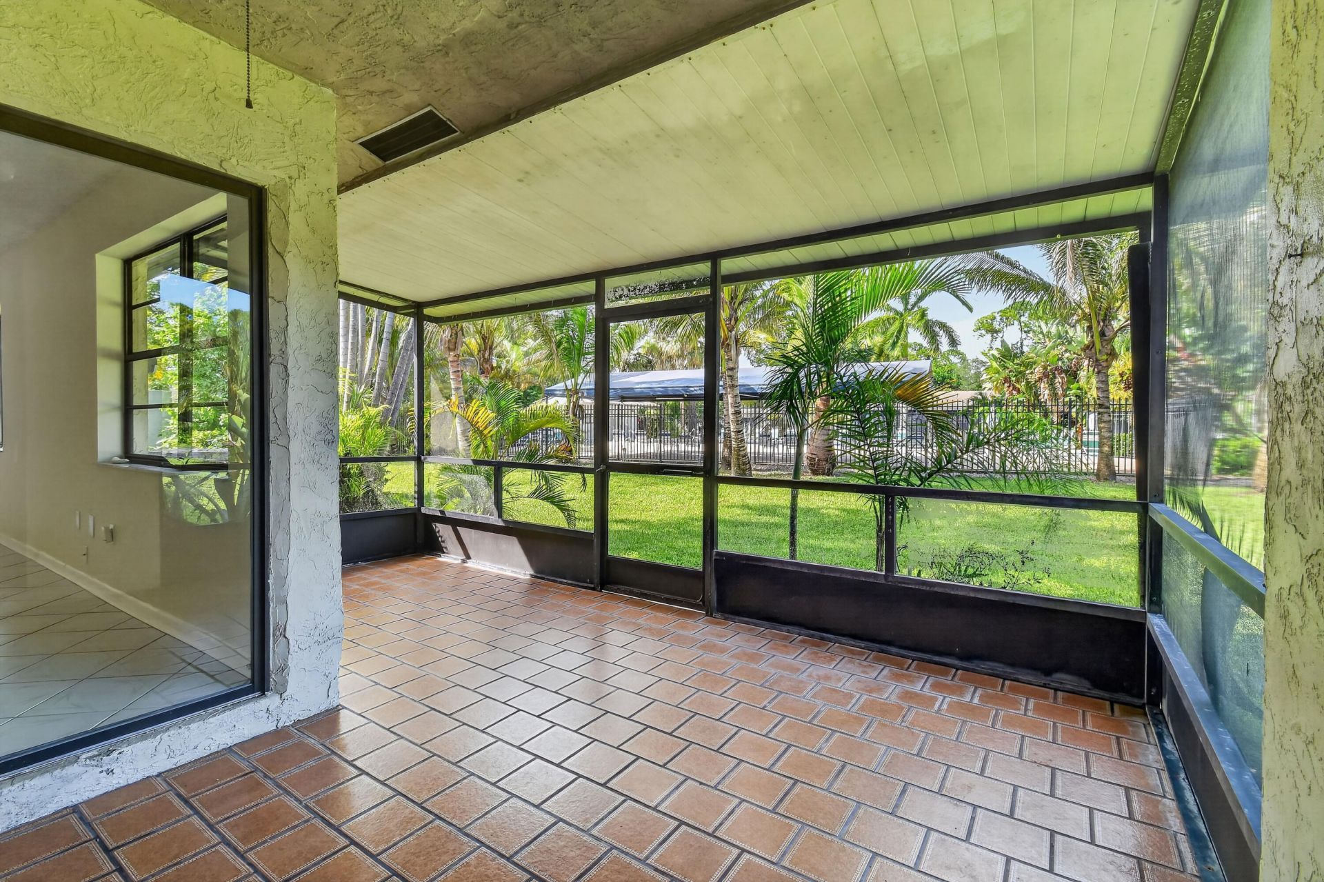 72 Conaskonk Circle, Royal Palm Beach, FL 33411 Photo