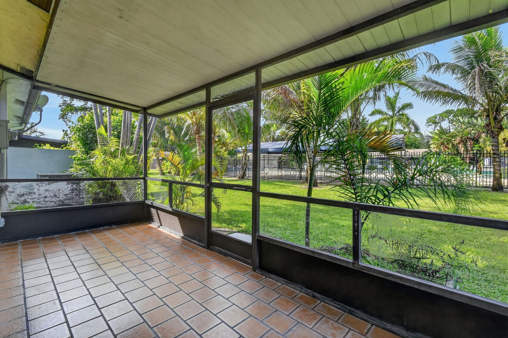 72 Conaskonk Circle, Royal Palm Beach, FL 33411 Photo