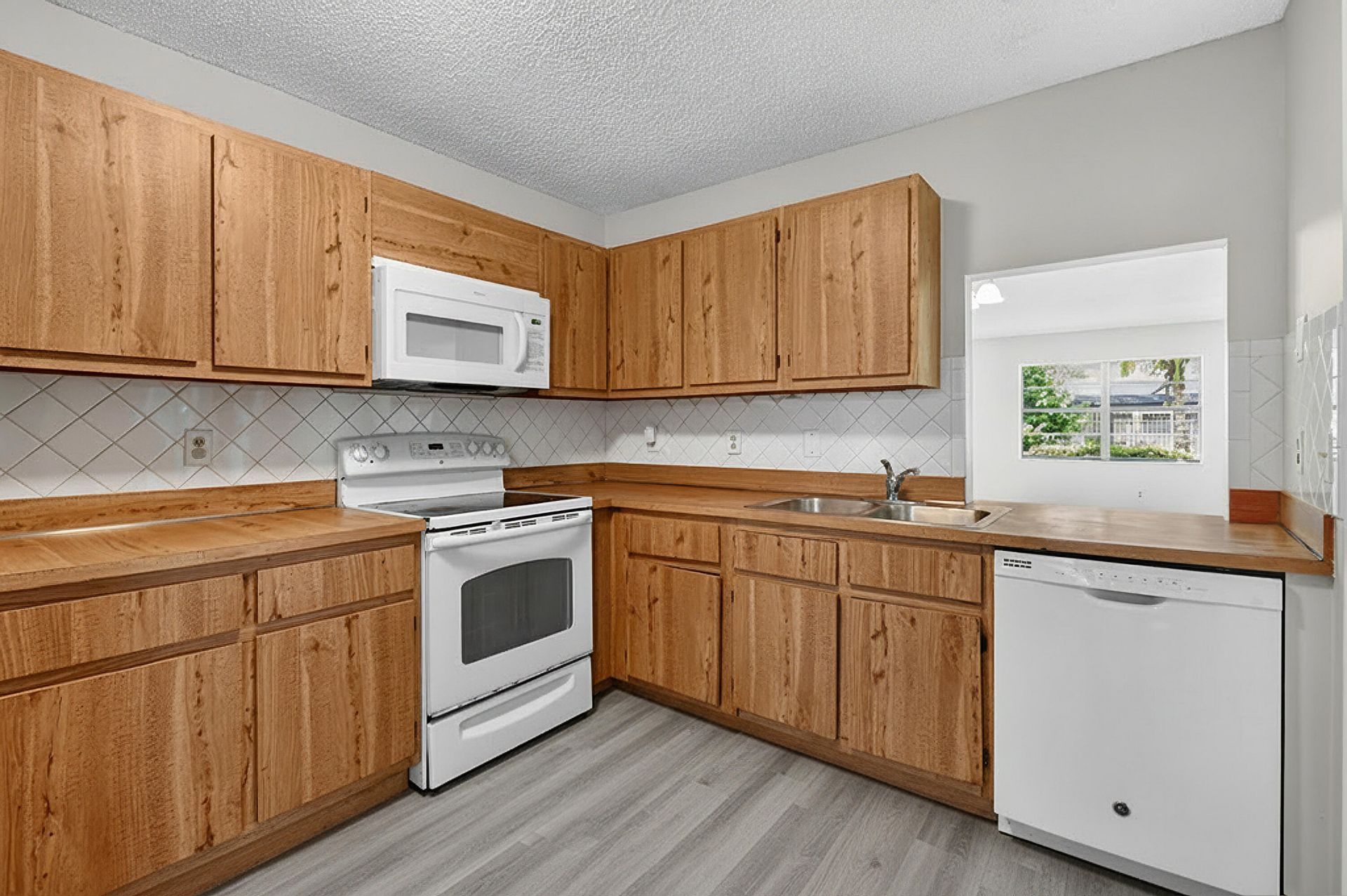 72 Conaskonk Circle, Royal Palm Beach, FL 33411 Photo