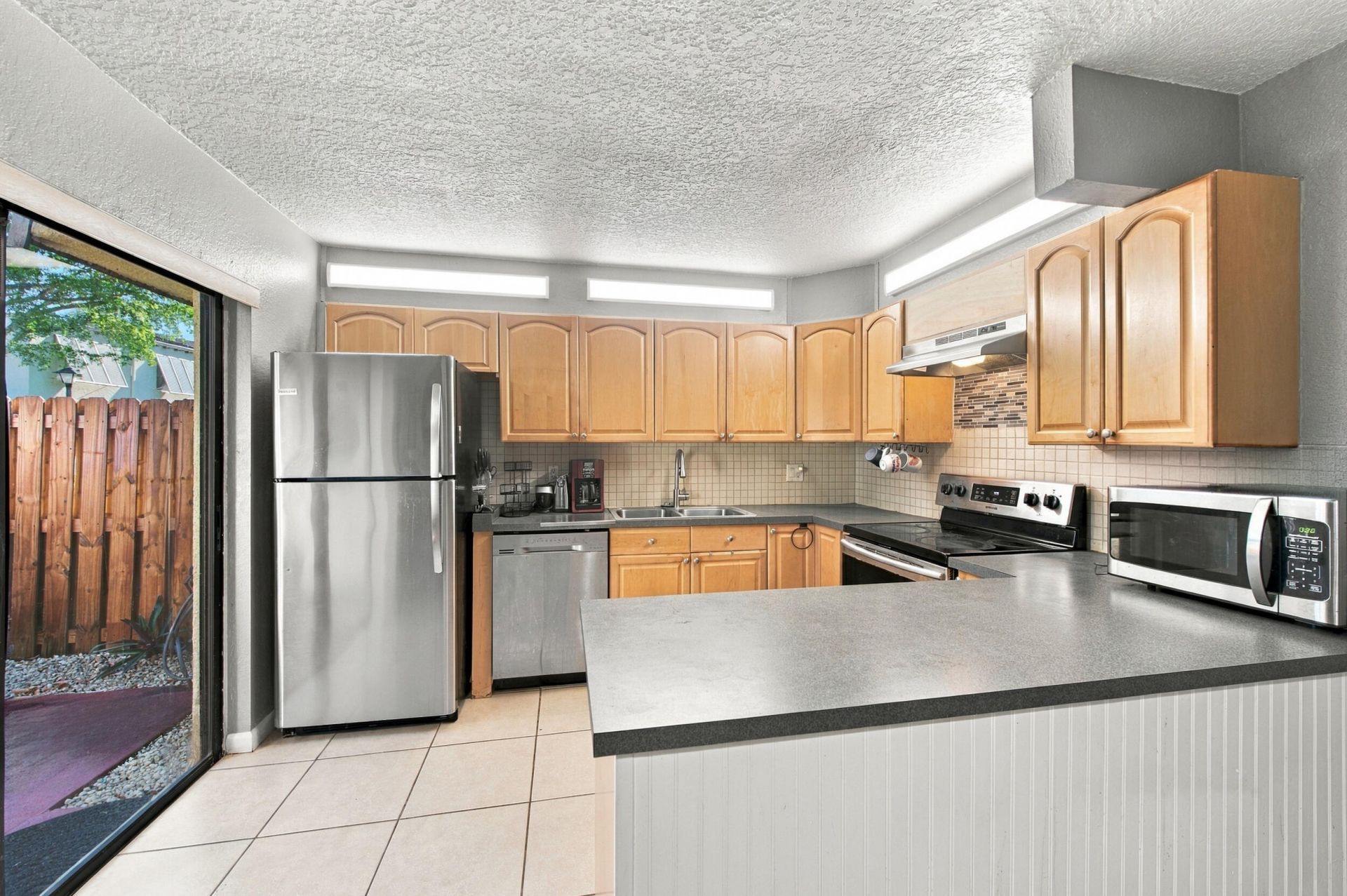 159 Lake Arbor Drive, Palm Springs, FL 33461 Photo