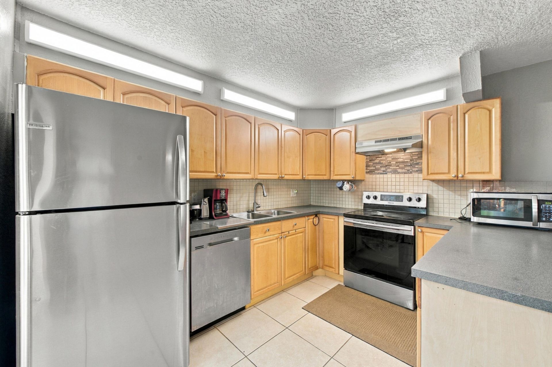 159 Lake Arbor Drive, Palm Springs, FL 33461 Photo