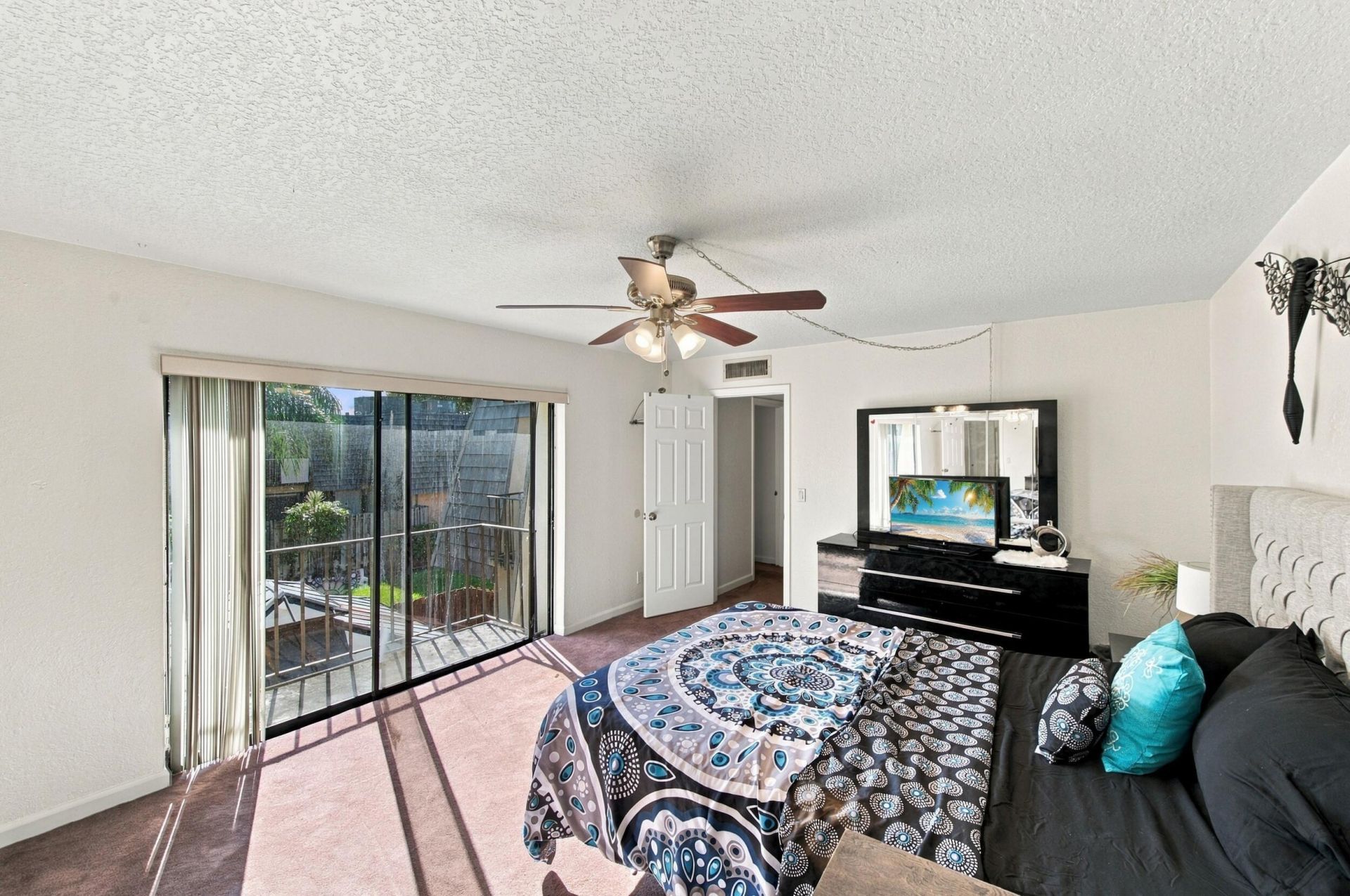 159 Lake Arbor Drive, Palm Springs, FL 33461 Photo