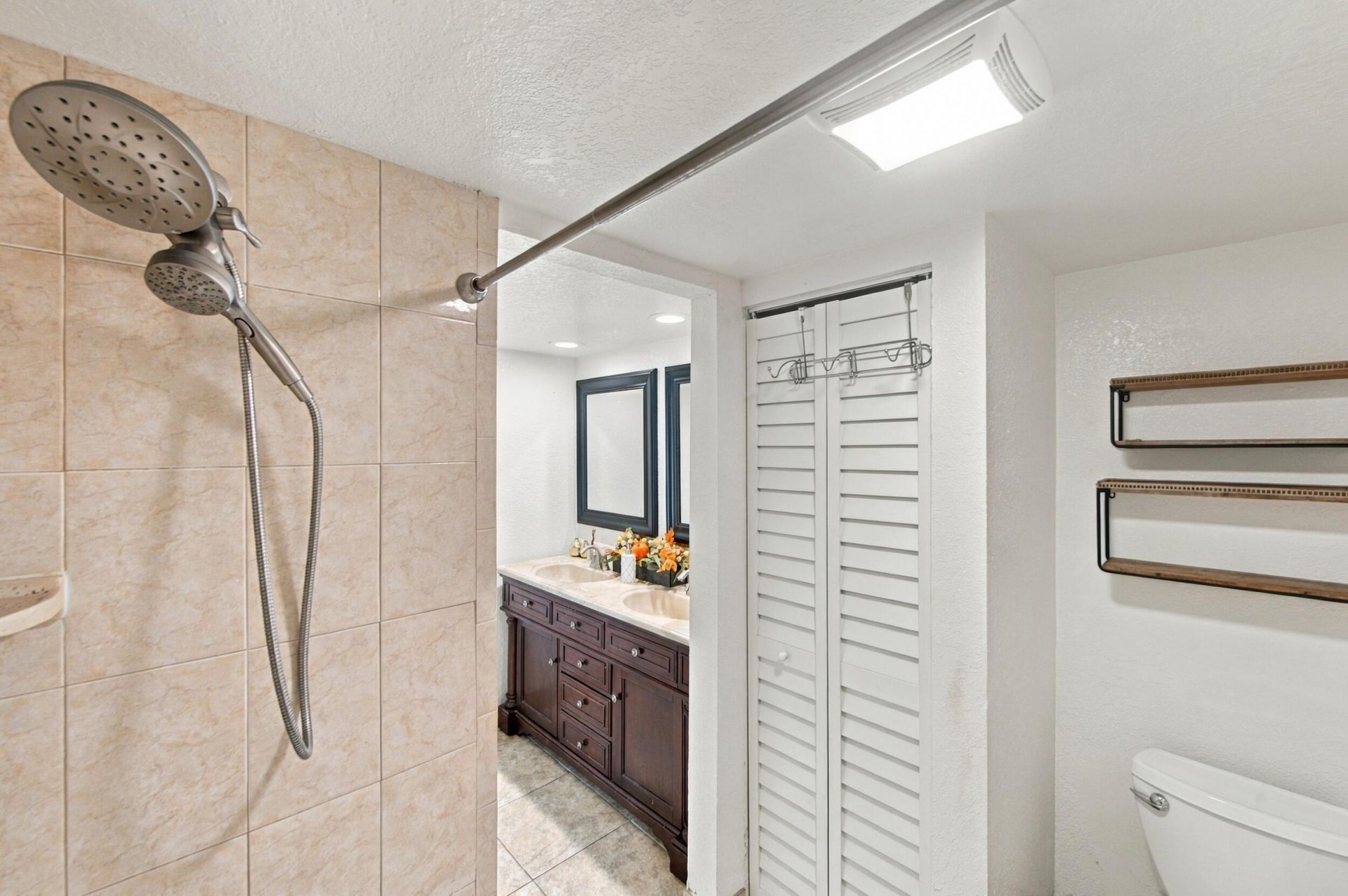 159 Lake Arbor Drive, Palm Springs, FL 33461 Photo