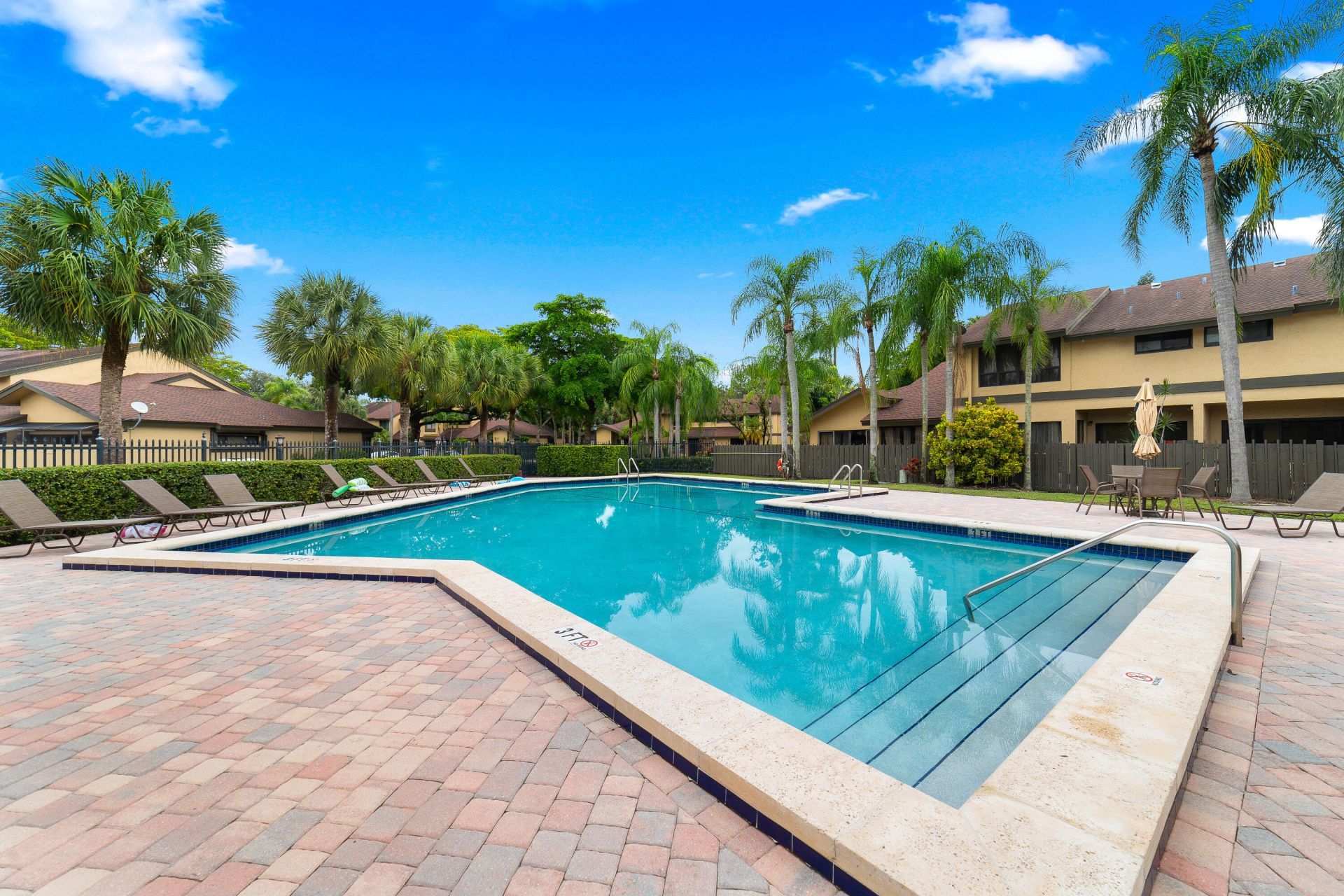 8847 Cleary Boulevard, Plantation, FL 33324 Photo