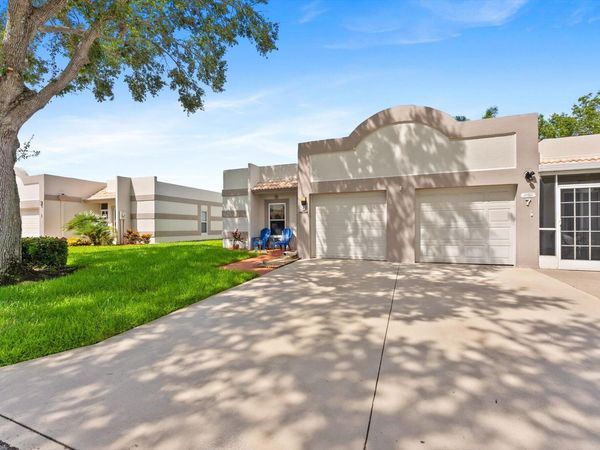 18801 Haywood Terrace, Unit 8, Boca Raton, FL 33496