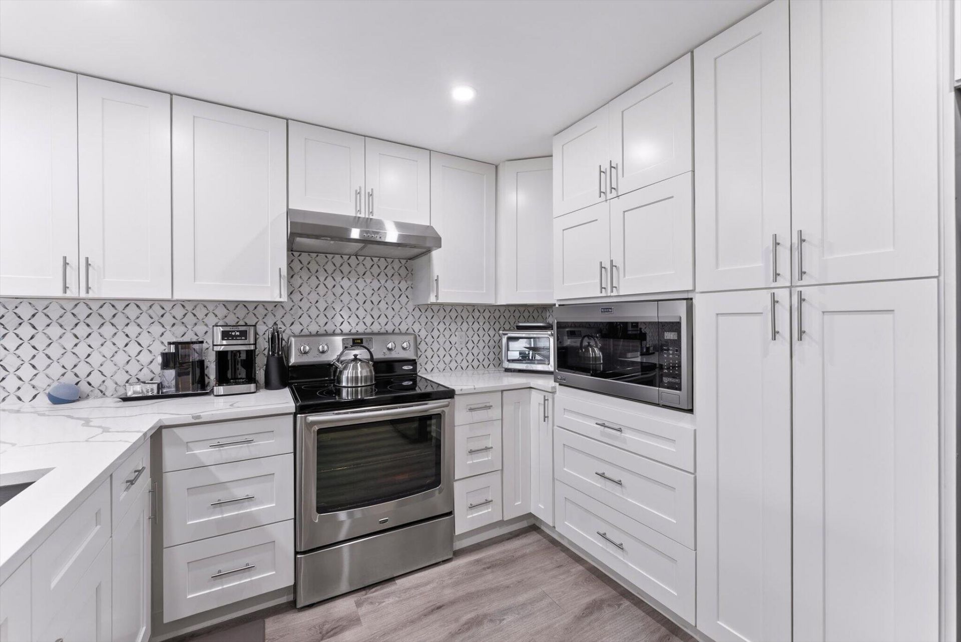 18801 Haywood Terrace, Unit 8, Boca Raton, FL 33496 Photo
