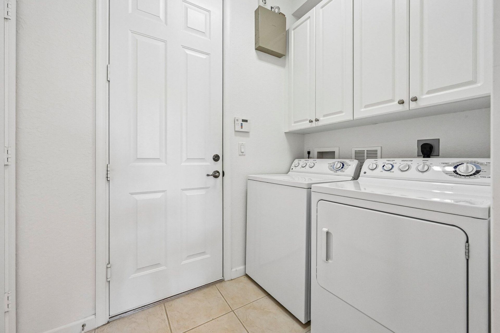 2894 SW Cedar Dunes Drive, Port Saint Lucie, FL 34953 Photo