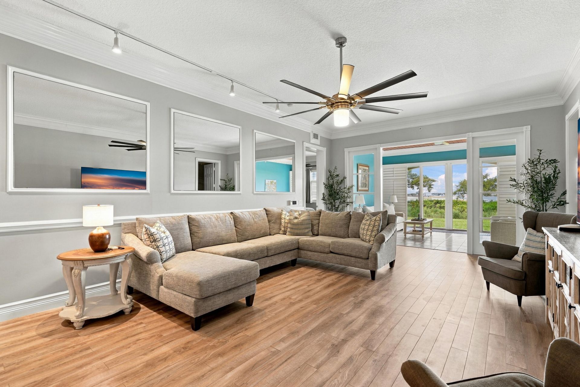 32 Harbour Isle Drive W, Unit 103, Fort Pierce, FL 34949 Photo