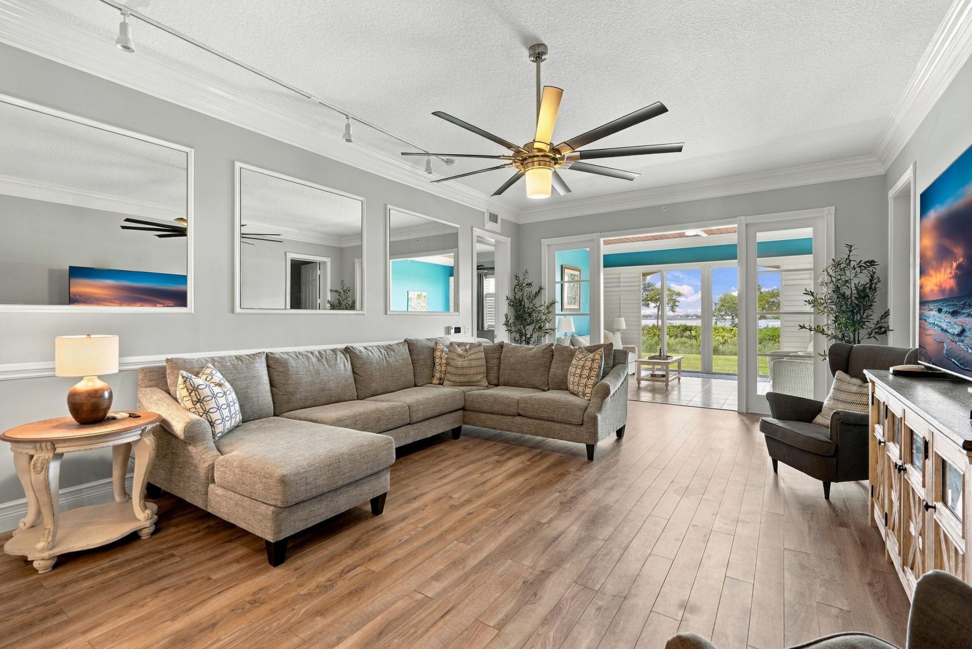 32 Harbour Isle Drive W, Unit 103, Fort Pierce, FL 34949 Photo