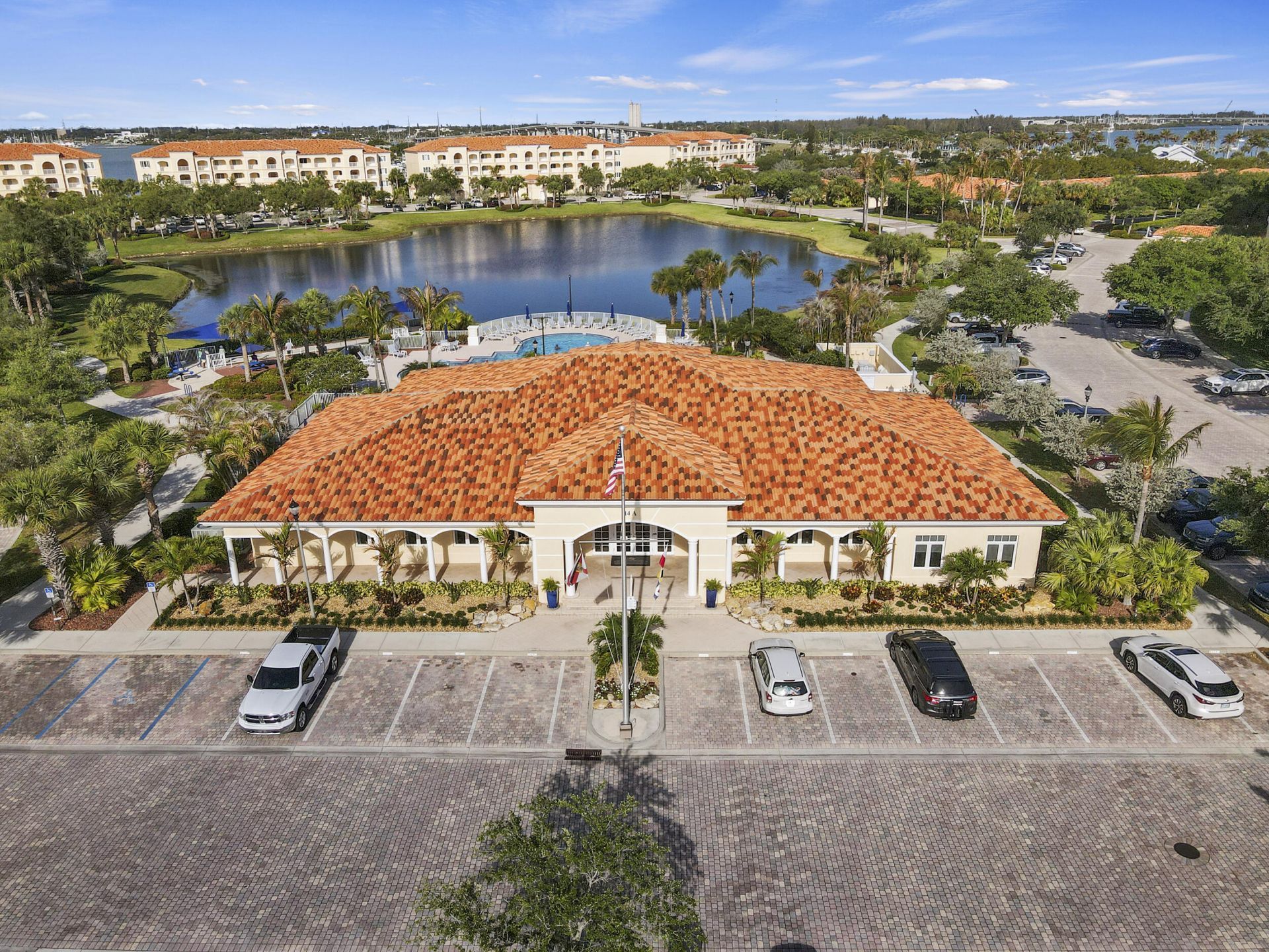 32 Harbour Isle Drive W, Unit 103, Fort Pierce, FL 34949 Photo