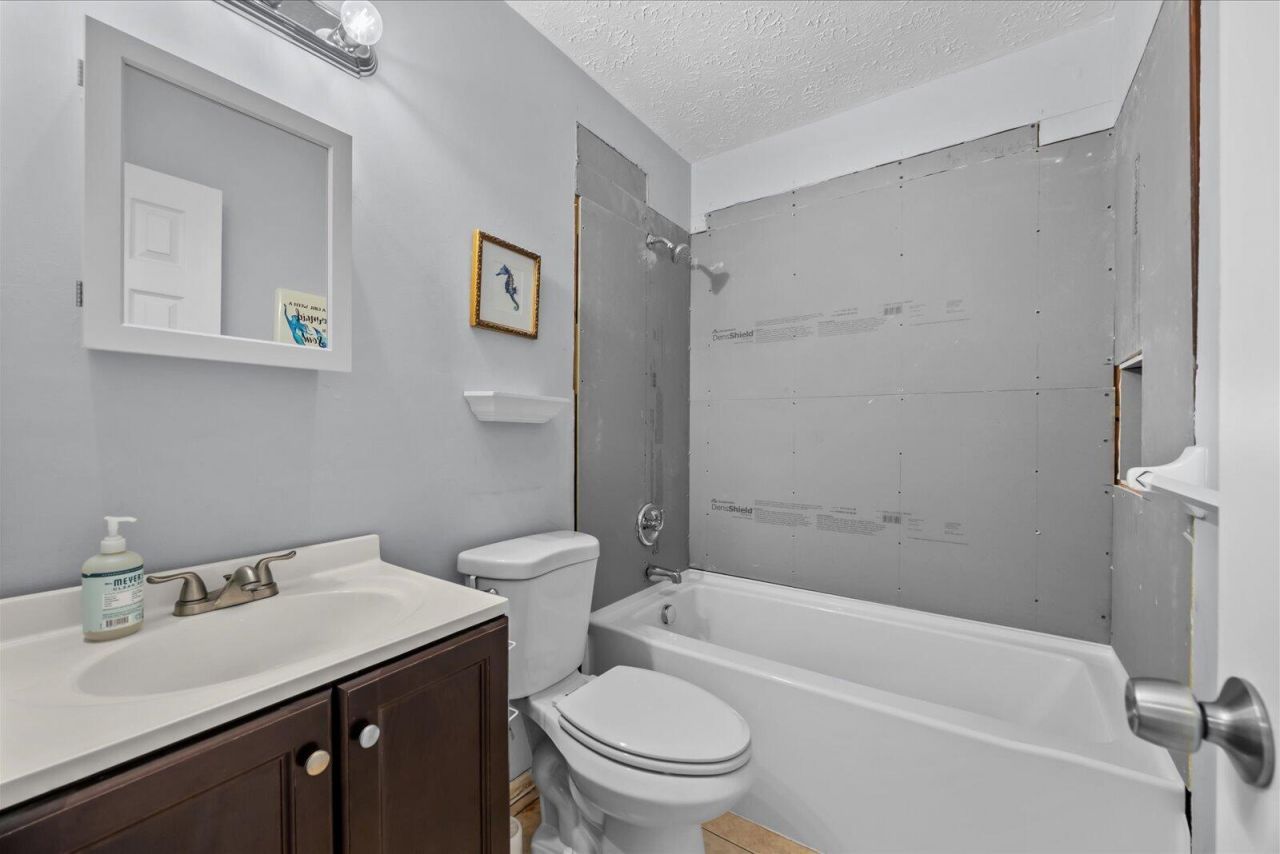 2417 SW Roney Road, Port Saint Lucie, FL 34953 Photo
