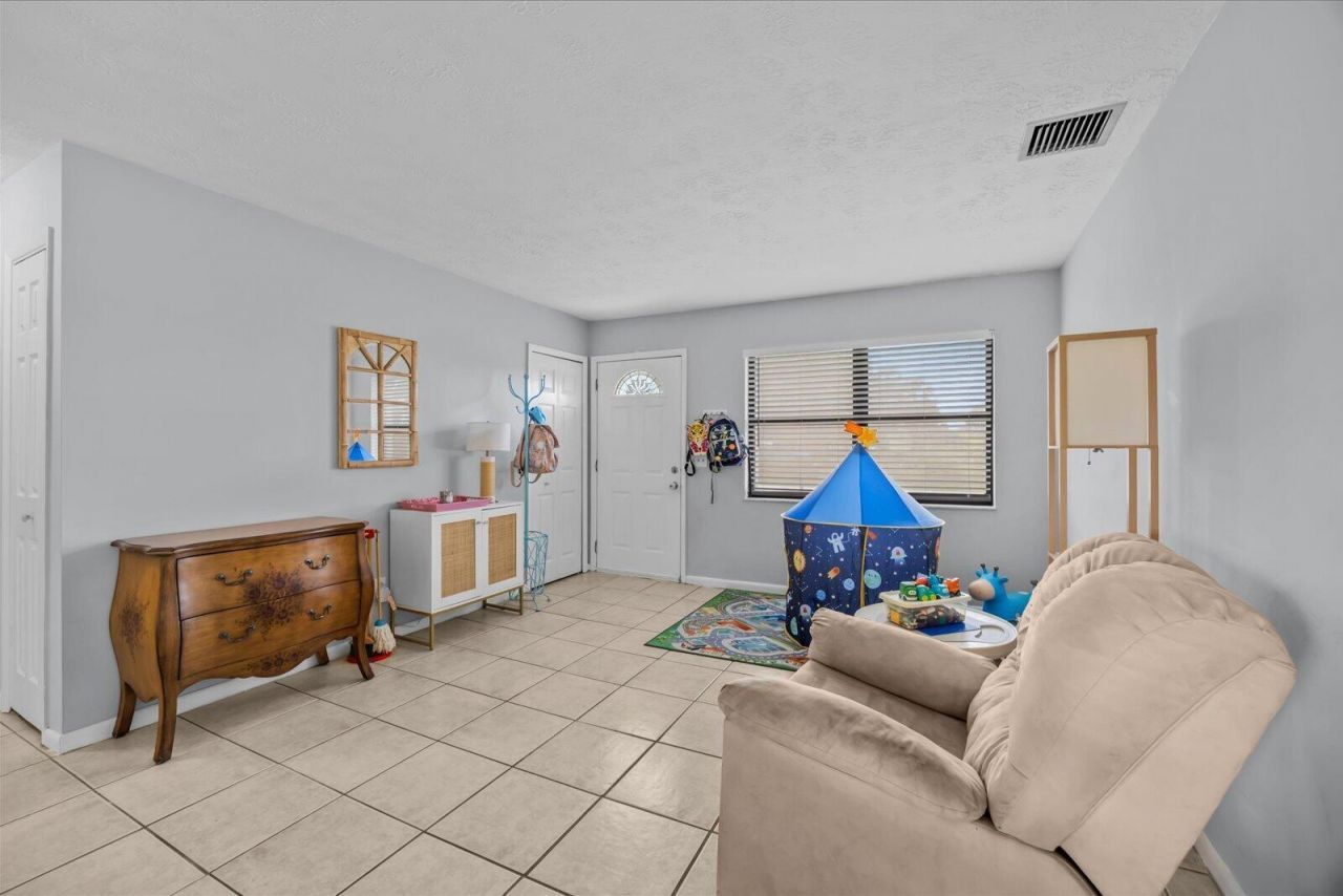 2417 SW Roney Road, Port Saint Lucie, FL 34953 Photo