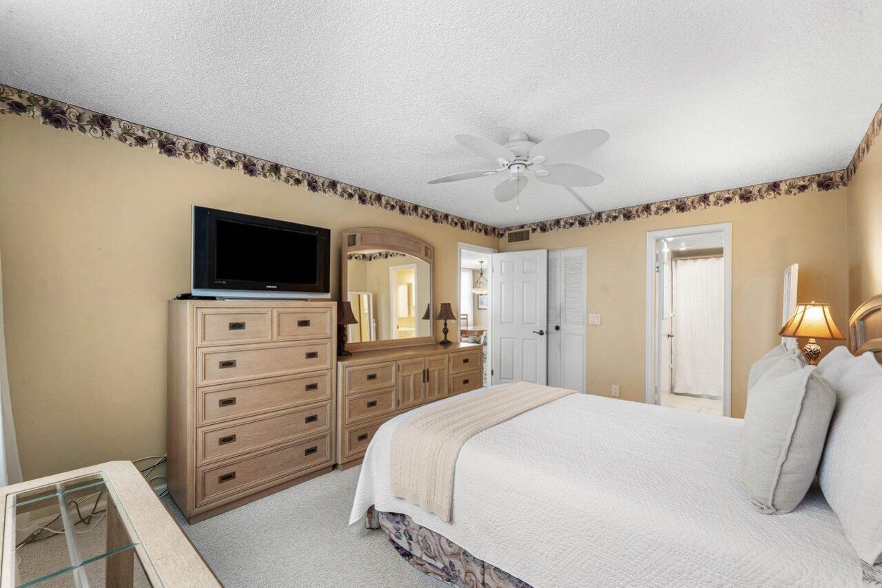 2004 S Federal Highway, Unit 309, Boynton Beach, FL 33435 Photo