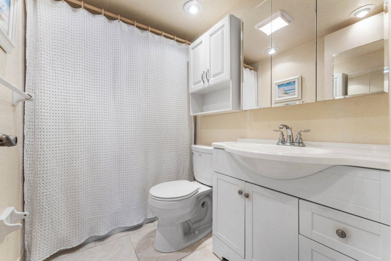 2004 S Federal Highway, Unit 309, Boynton Beach, FL 33435 Photo