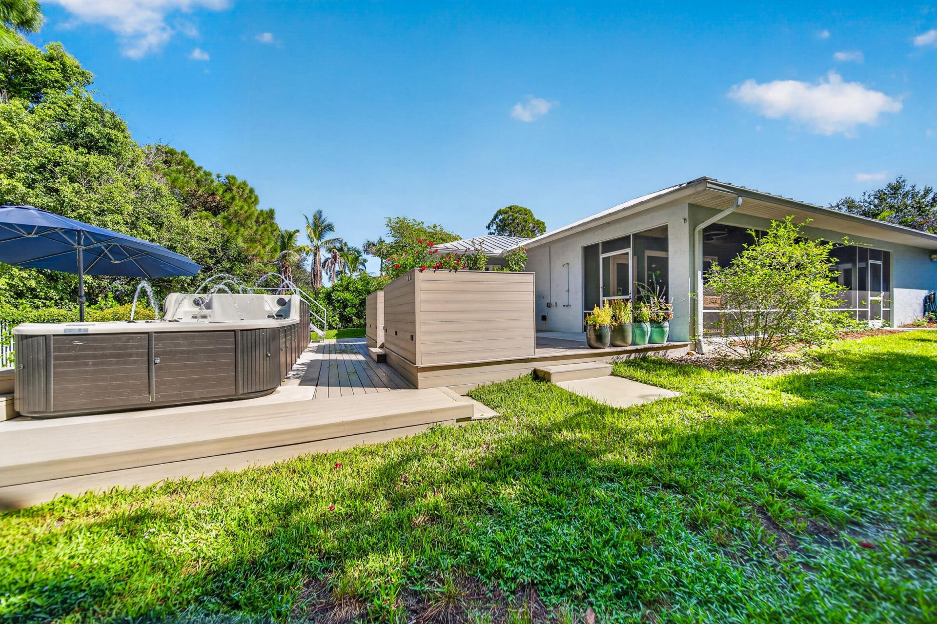 2718 NW Florida Avenue, Stuart, FL 34994 Photo