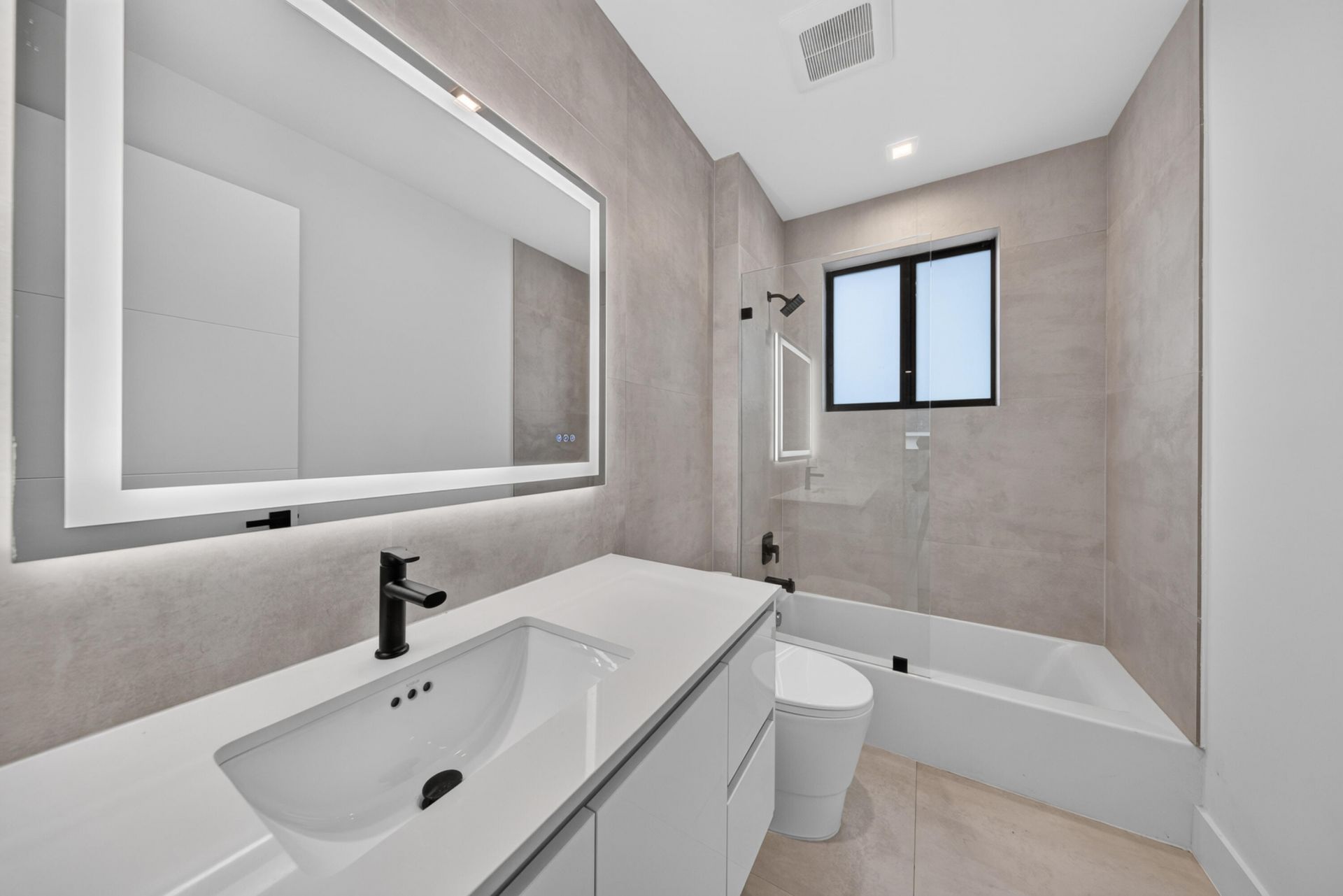 705 SW 8th Terrace, Fort Lauderdale, FL 33315 Photo