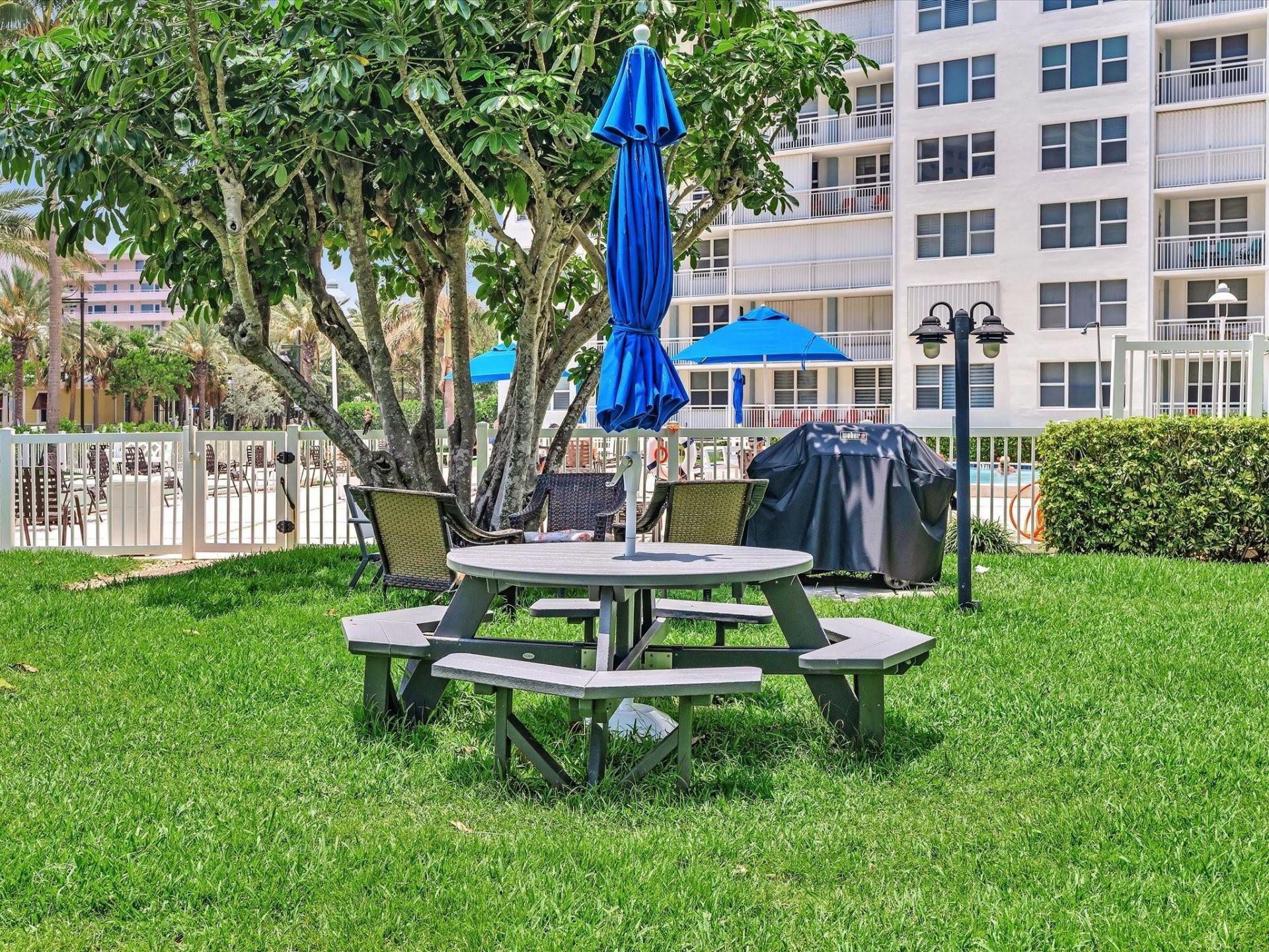 201 N Ocean Boulevard, Unit 202, Pompano Beach, FL 33062 Photo