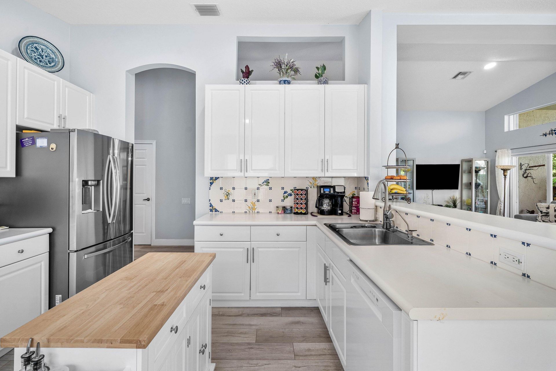 7182 Haviland Circle, Boynton Beach, FL 33437 Photo