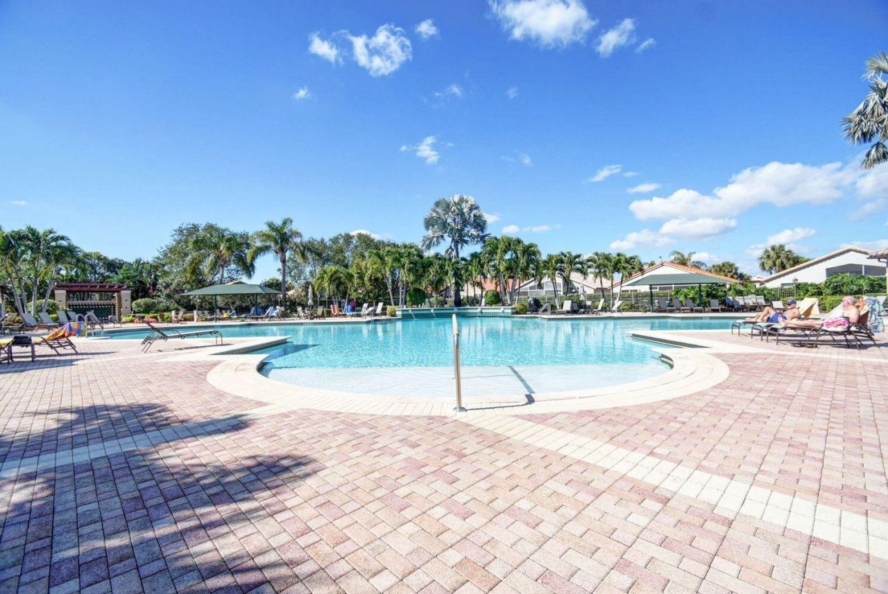 7182 Haviland Circle, Boynton Beach, FL 33437 Photo