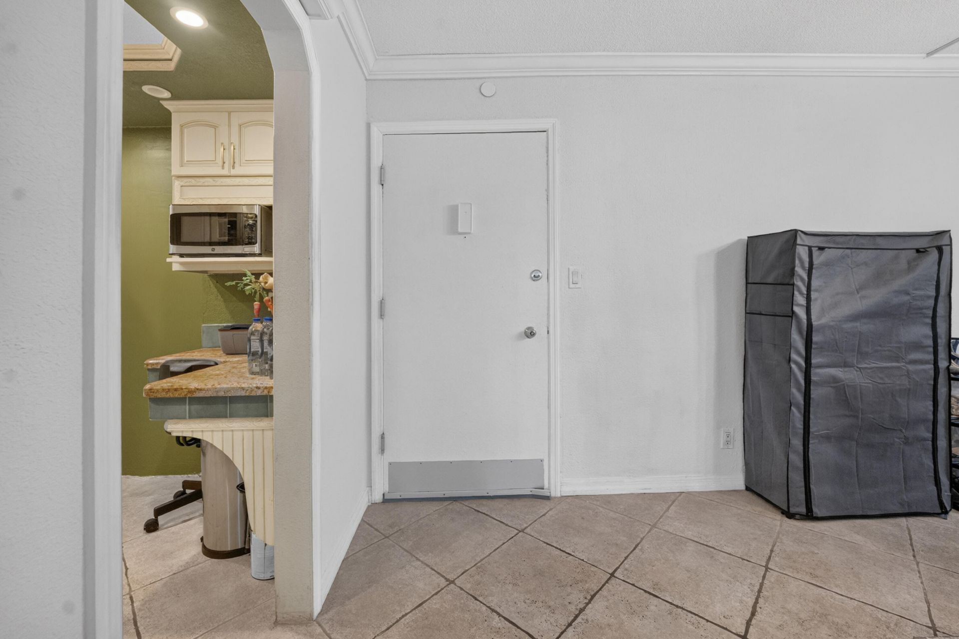 301 N Ocean Boulevard, Unit 1006, Pompano Beach, FL 33062 Photo