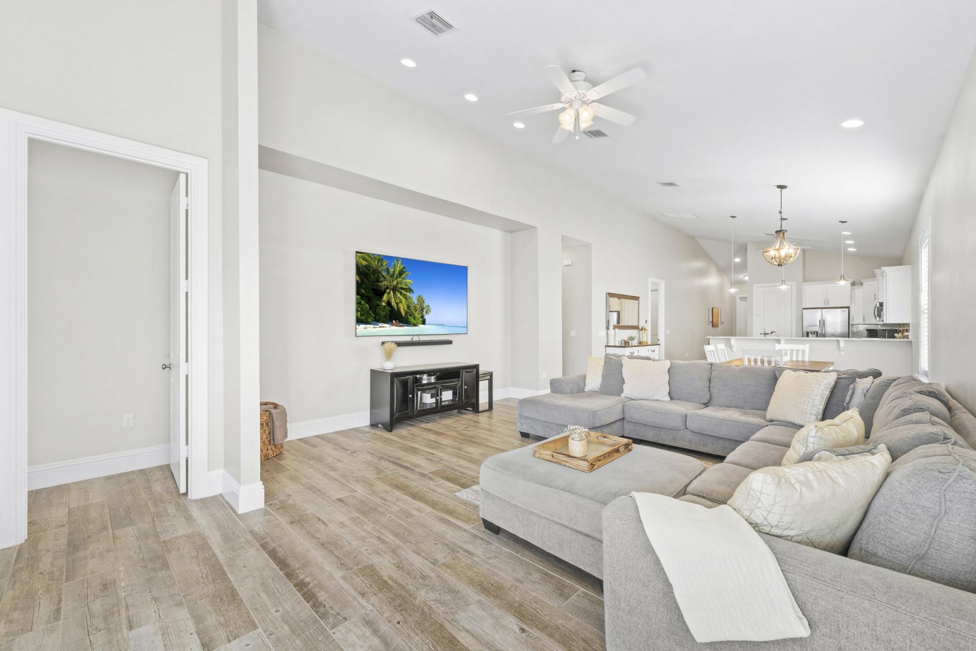 962 SW 27th Street, Palm City, FL 34990 Photo