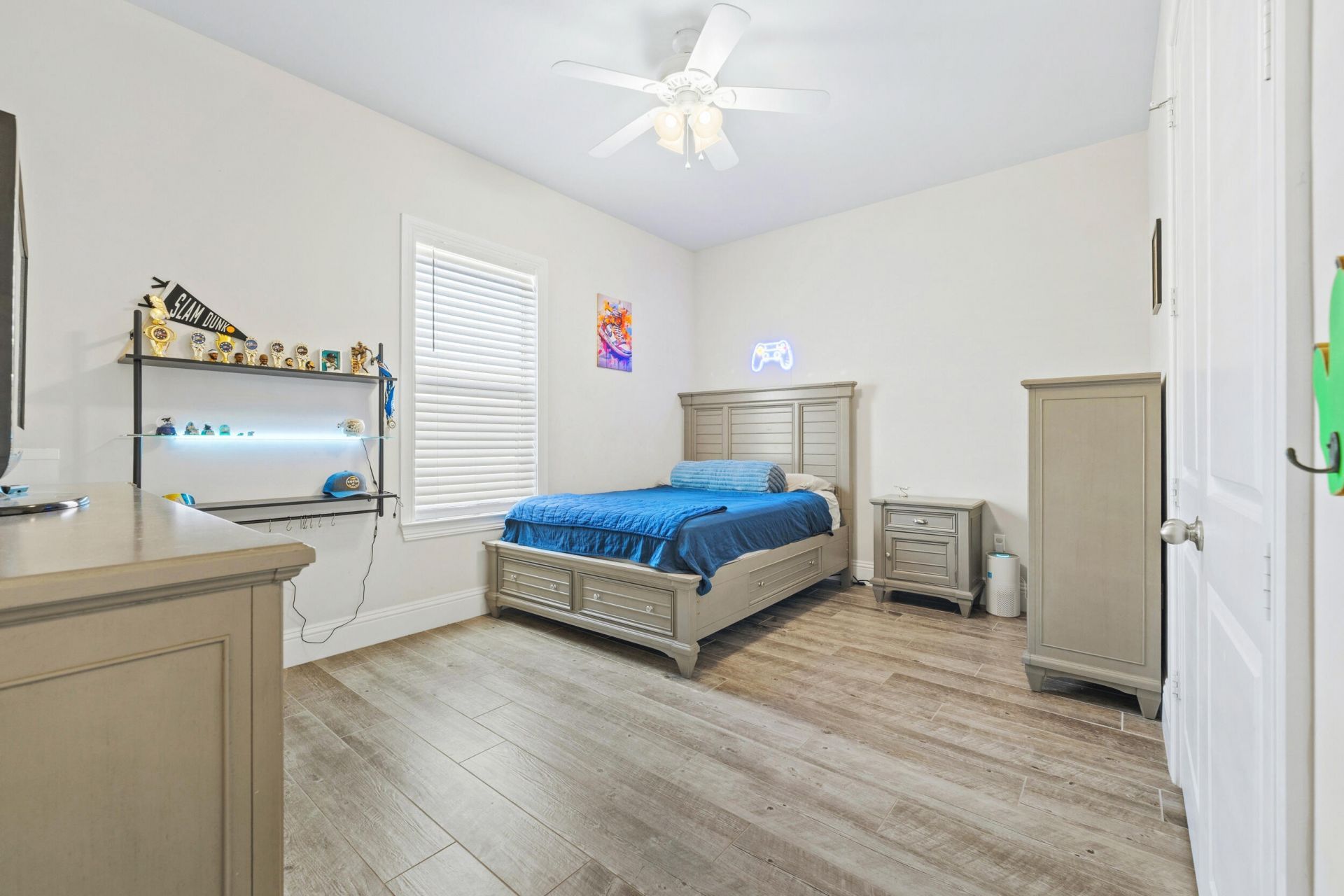 962 SW 27th Street, Palm City, FL 34990 Photo