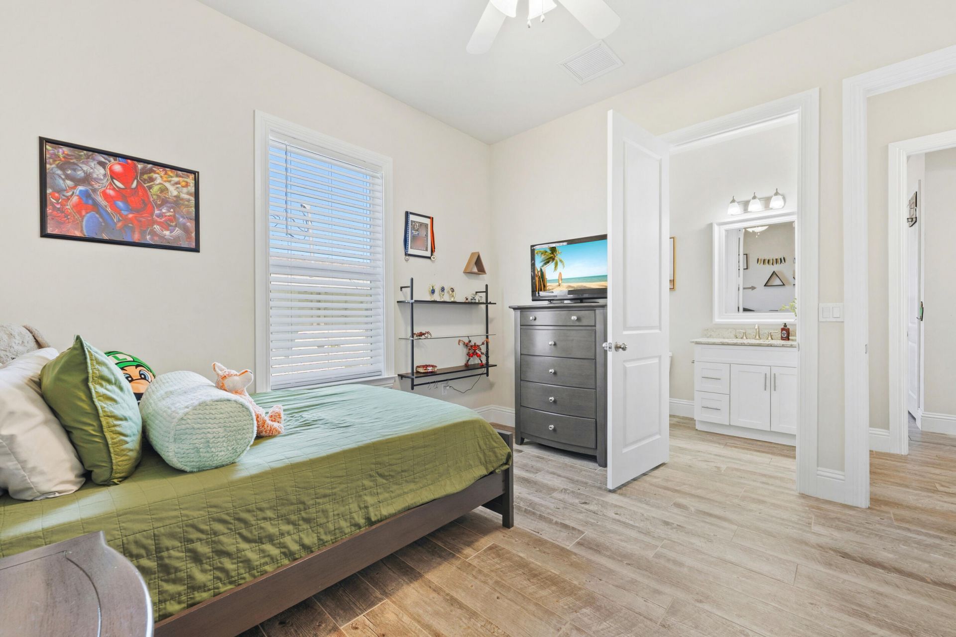 962 SW 27th Street, Palm City, FL 34990 Photo